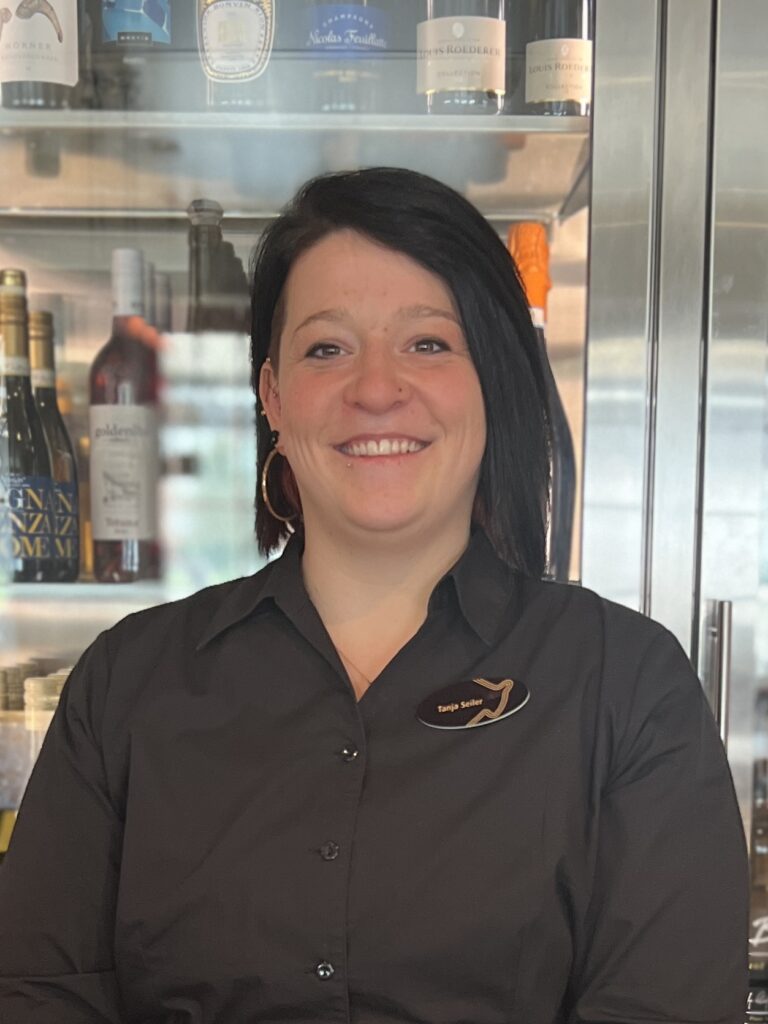 Tanja - Frühstück & Service